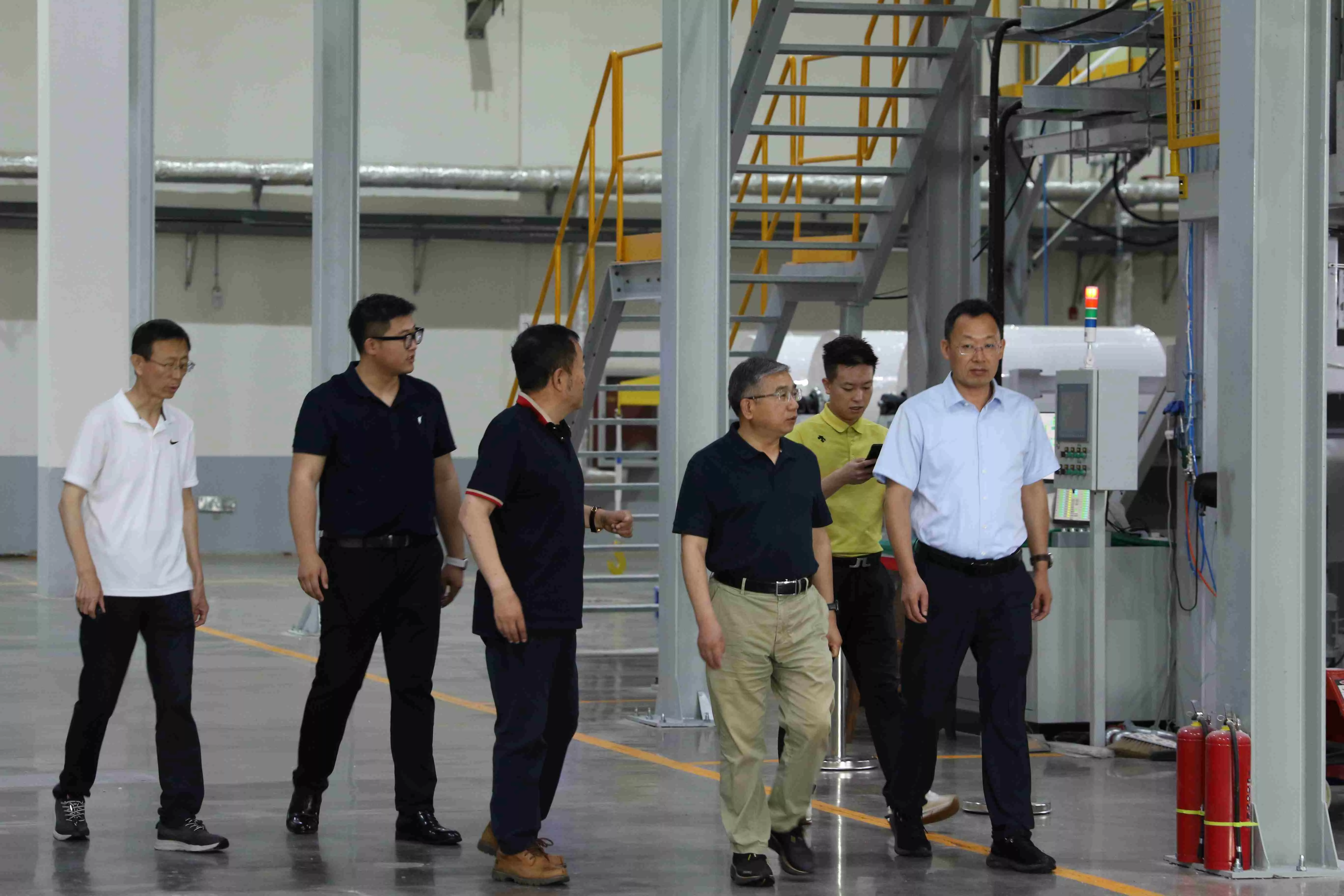 हरियो भविष्य, नयाँ अध्याय - Qingdao विश्वविद्यालय र Tianyyi समूह संयुक्त रूपमा कम कार्बन ग्रीन सामग्री को एक नयाँ युग खोल